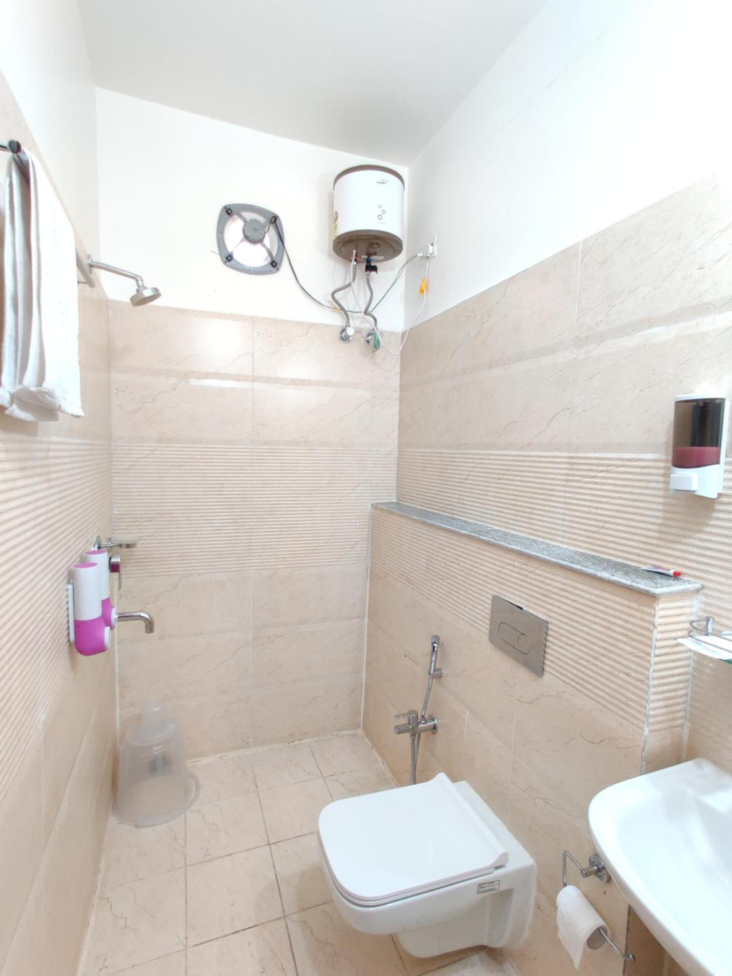 Hotel 131,The Nook Bhubaneswar Esterno foto